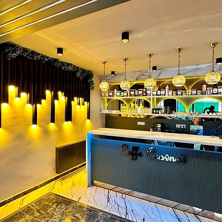 Crowned Plus Hotel Стамбул Экстерьер фото