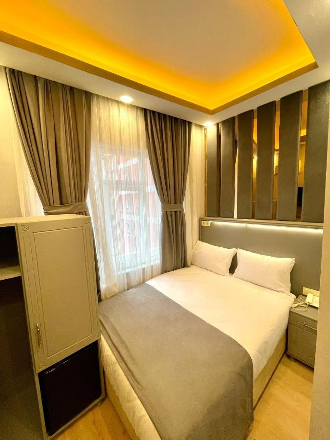 Crowned Plus Hotel Стамбул Экстерьер фото