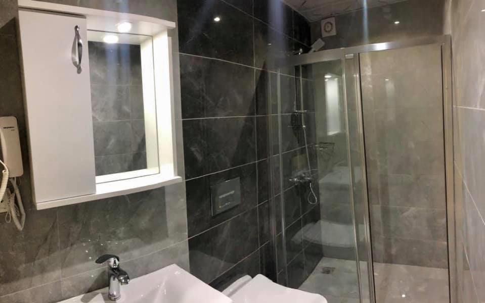 Crowned Plus Hotel Стамбул Экстерьер фото